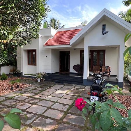 Beautiful Village House With All Facilities. Alappuzha Exterior photo